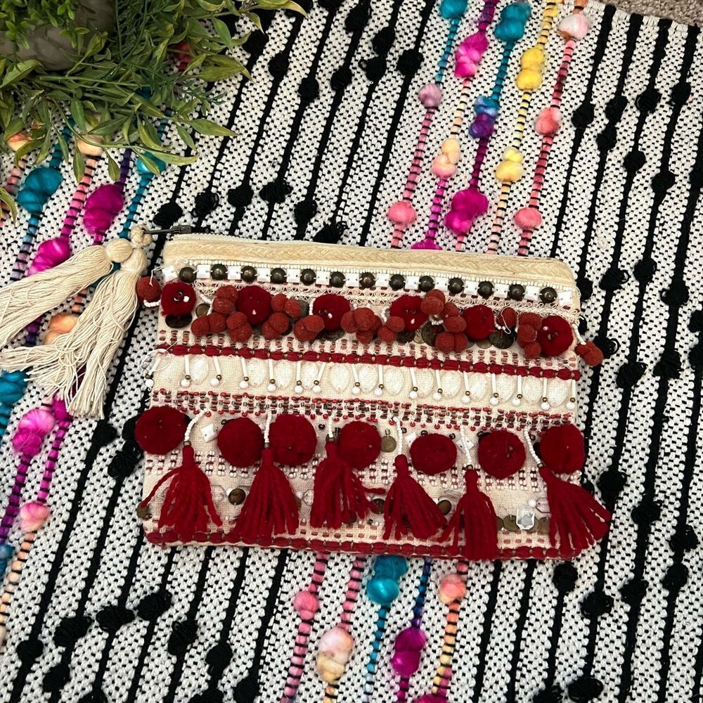 Anthropologie Jasper & Jeera Cream Maroon Tassel Pompom Beaded Boho Clutch AS IS